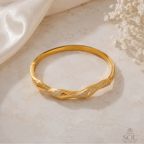 Twisted Crystal Gold Bangle (Wave/twist crystal bangle)