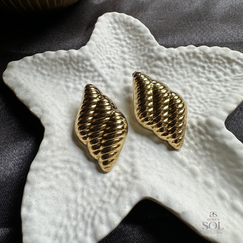 Shell Earrings